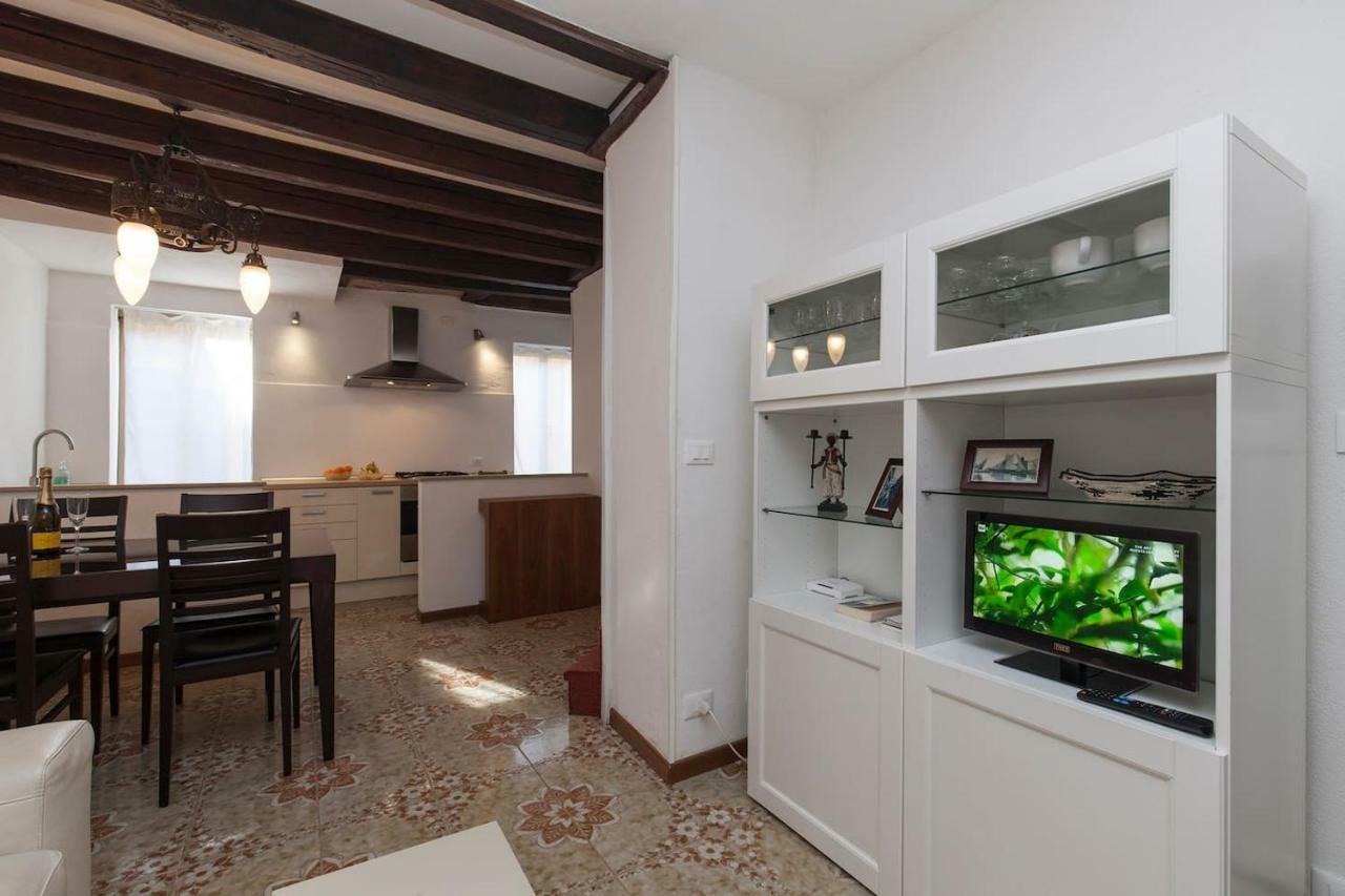 Le Ancore Apartment Few Steps From Biennale Art Venecia Exterior foto